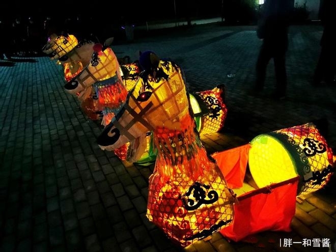 章山王马灯300年历史，落灯于南京秣陵，灯火在星夜中舞动4.jpg